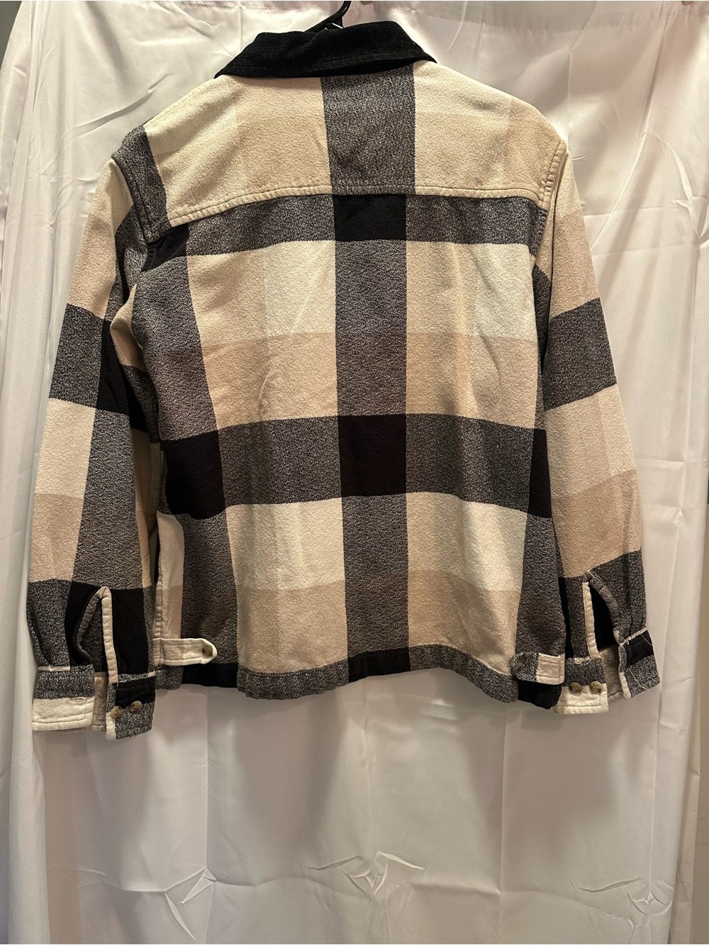 Dress Barn Plaid Zip-Up Jacket in Cream & Black - Picture 3 of 3